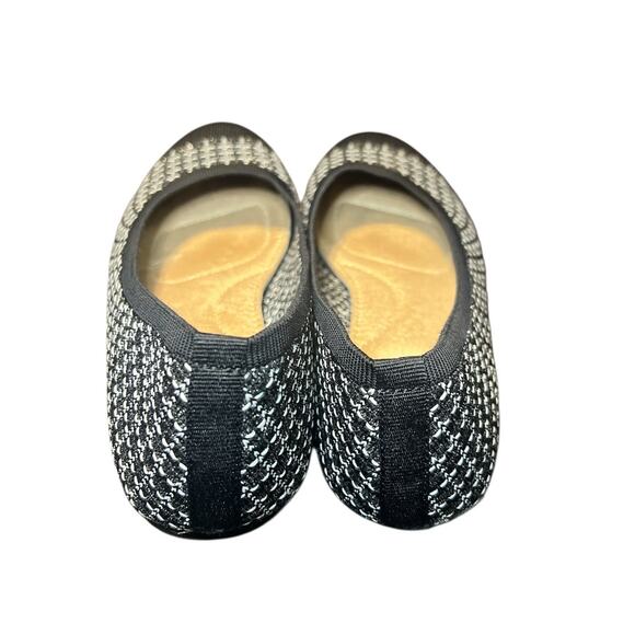 Old Navy Black & Silver Knit Tweed Almond Toe Ballet Flats - Size 9 - Picture 4 of 6